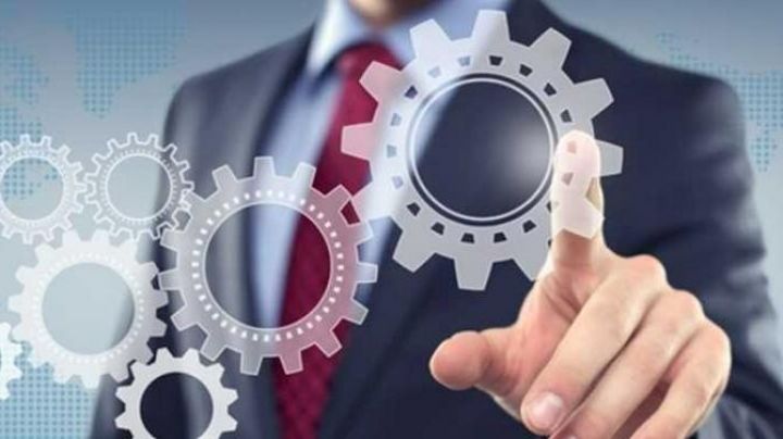 “Pul dövriyyəsinin məhdudlaşdırılması investisiyaları da məhdudlaşdırır”