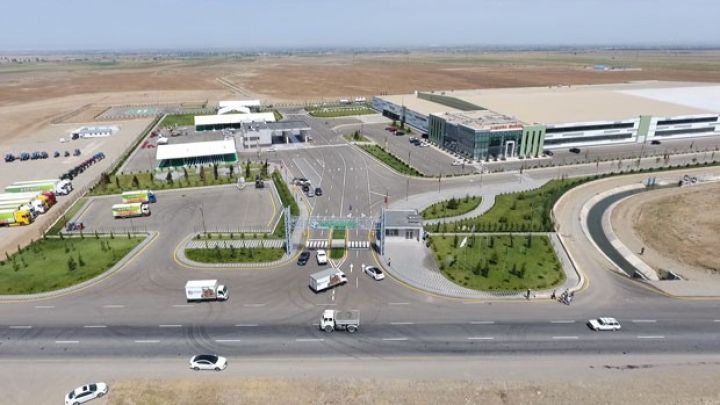 Azərbaycanda helikopter meydançası da olan aqropark