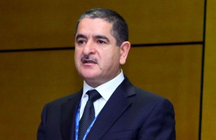 İlham Əliyev köməkçisi ilə bağlı Sərəncam verdi