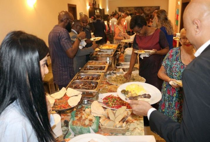 Afirkalılar Azərbaycan yeməklərini daddılar