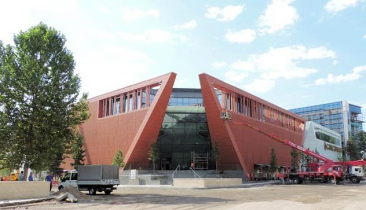 Gəncədə yeni ticarət mərkəzi