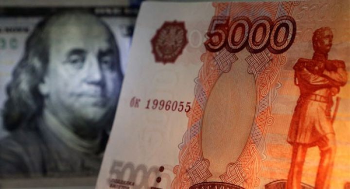 Dollar 65 rubla qədər bahalaşa bilər