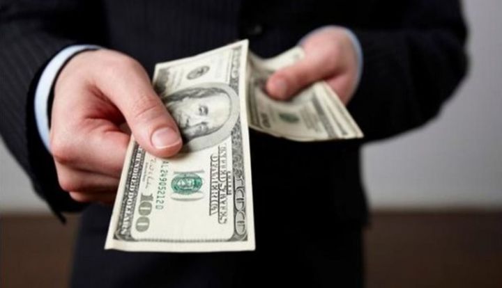 Dolların bazar ertəsinə olan məzənnəsi açıqlandı