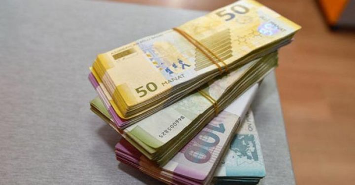 Manat əmanətlərinə daha yüksək faizlər tətbiq edilir