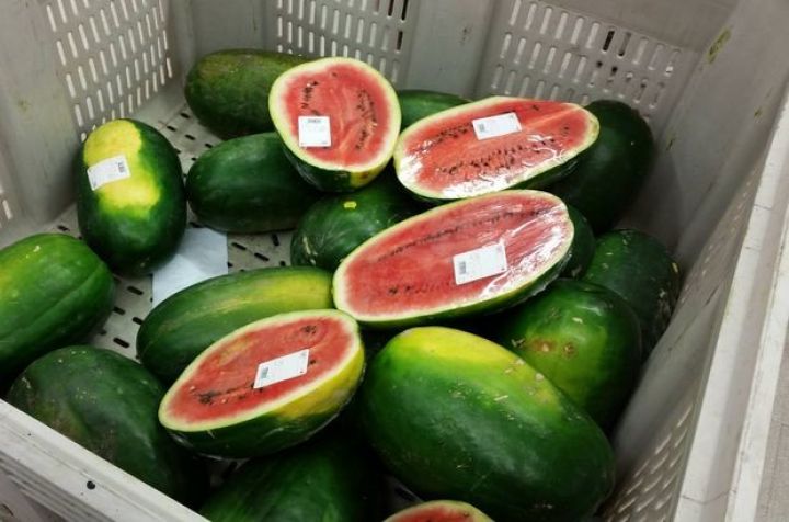 Marketdə yıxıldı, 7.5 milyon dollar qazandı