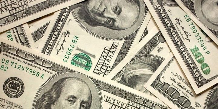 Dollar, ABŞ-da büdcə layihəsinin təsdiq olunması ilə 3 ayın zirvəsində!