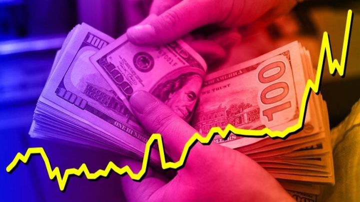 Türkiyədə Dollar  görünməmiş sürətlə bahalaşır - YENİ REKORD