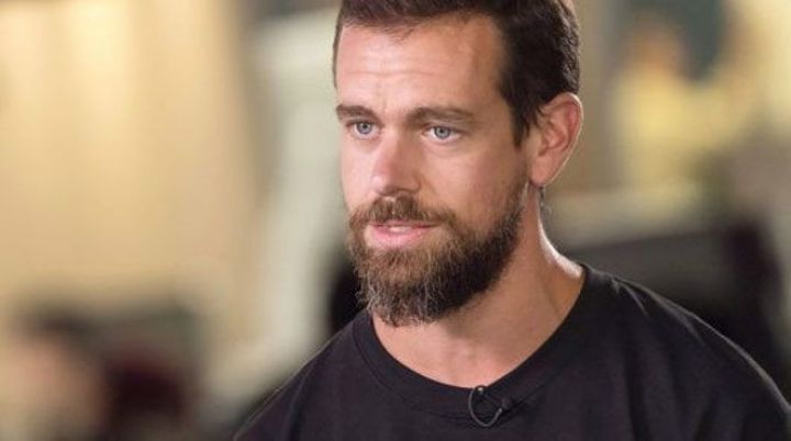 "Twitter"in İcraçı direktoru ifadə verəcək