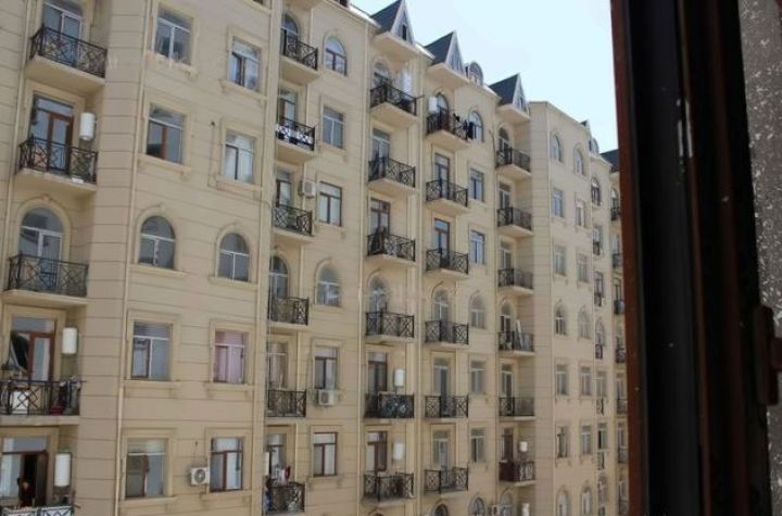 "Dəyişiklik kirayə qalmaqla ev almaq imkanı yaradır"