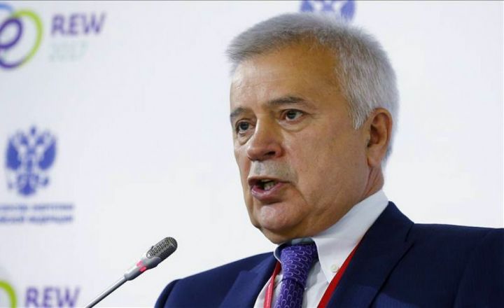 "Neft sazişini pozmağa ehtiyac yoxdur, kvota azaldıla bilər"