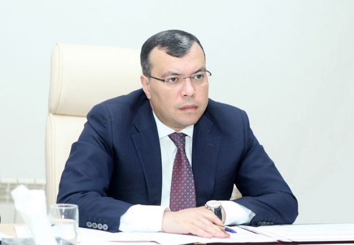 Nazir özünə 4 müşavir, 213 işçi axtarır - SİYAHI