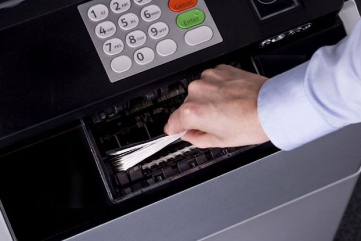 Paytaxtın mərkəzində mübadilə şöbəsi istifadəyə verildi