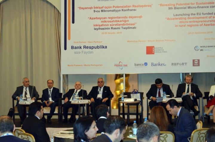 Bakıda devalvasiyanın vurduğu mikromaliyyənin xilası yollarının müzakirəsi başladı