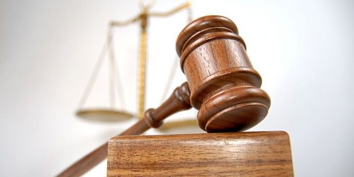 Şirkət rəhbəri etiraz edir - "Elə edirlər ki, ölkədən çıxıb gedək"