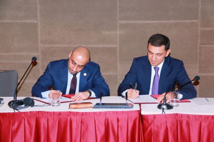 Azərbaycan günəş və külək enerjisi üçün ərəb şirkətilə sənəd imzaladı