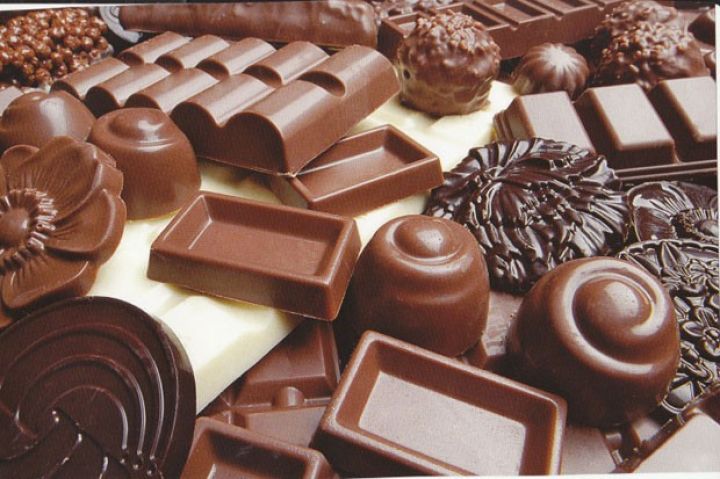Rusiya şokoladları Azərbaycan bazarını "işğal edir" - İDXAL DAHA DA ARTIB