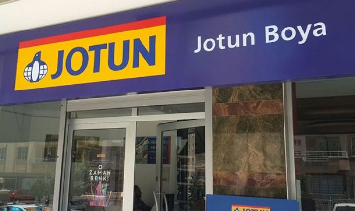 Boya satan şirkət icazəsiz reklamına görə cərimələndi