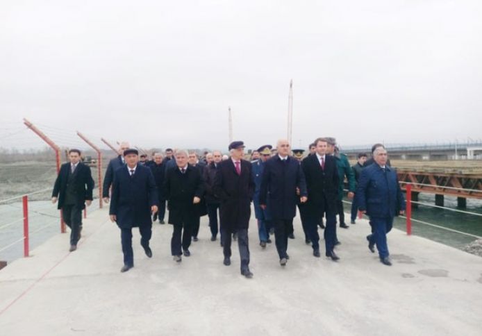 Nazirlər sərhəddə -  VAXT VƏ XƏRCLƏR AZALACAQ