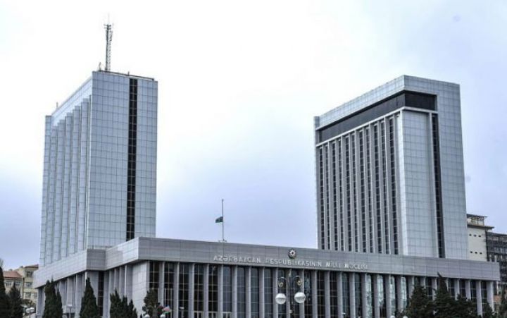 Maliyyə bazarlarında yoxlamaların ayrıca qanunla tənzimlənməsi nəzərdə tutulur   