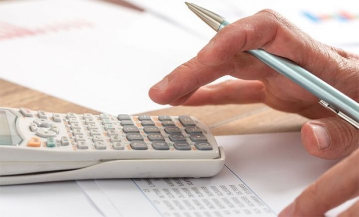 Daha bir şirkət valyuta məhdudiyyətinə görə cərimələndi