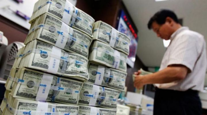 Azərbaycandan çıxarılan kapital azalıb