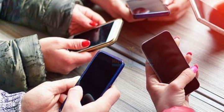 Mobil telefon rabitəsindən 344,7 milyon manat gəlir əldə edilib