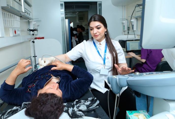 Tibb işçilərinin əmək haqları nə vaxt artırılacaq? - AÇIQLAMA