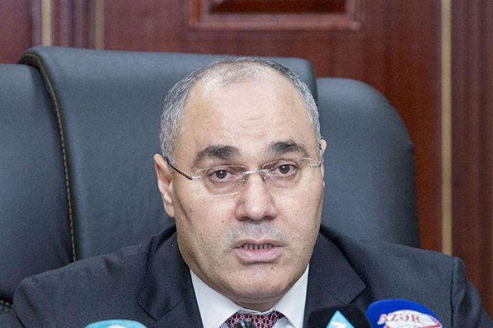 "Səfər müəllimin diqqətinə: istehsal tarixi 1 ildən çox olduqda cəmi vergi 7966 manat təşkil edir"