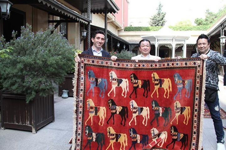 2 Yaponiya şirkəti Azərbaycanda xalça idxalına başladı