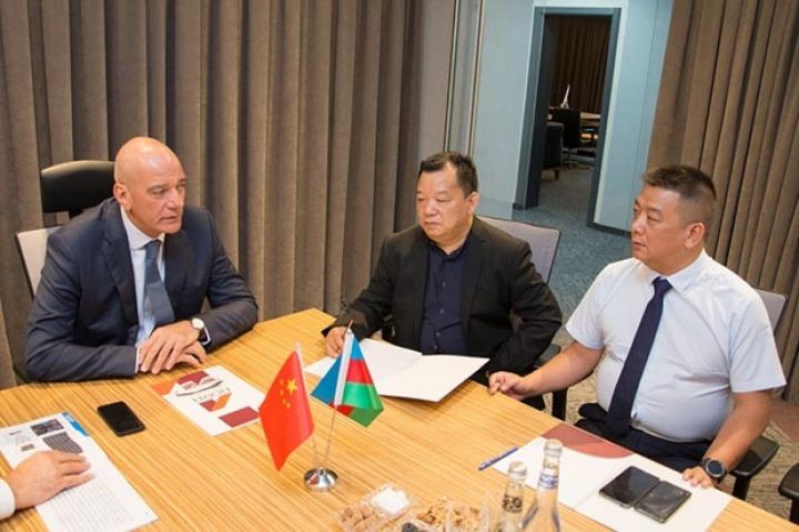 Azərbaycanda rəqəmsal reklam qurğuları istehsal olunacaq - RAZILAŞMA