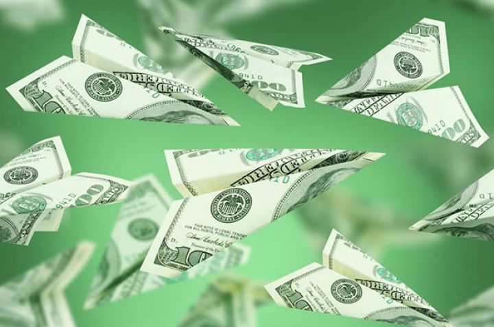 Azərbaycandan Gürcüstana pul köçürmələri artıb