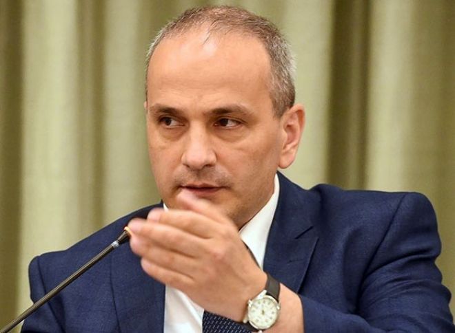 "4 bankın bağlanması barədə fikir bildirmək tezdir"