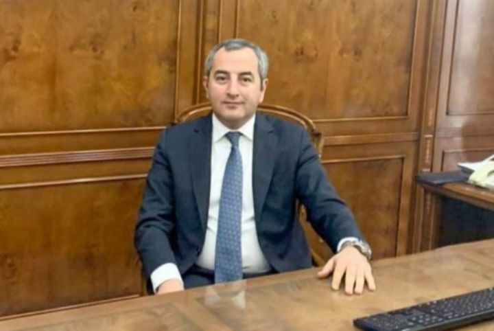 "Lukoyl haqlıdır; Avtomobil istehsalçıları çənin tutumunu aşağı göstərirlər"