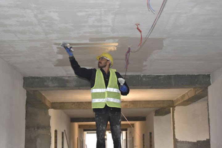 Təhsil Nazirliyi təmir işlərinin aprılmasını "Mühəndislik Tikinti Təchizat" şirkətinə sifariş etdi