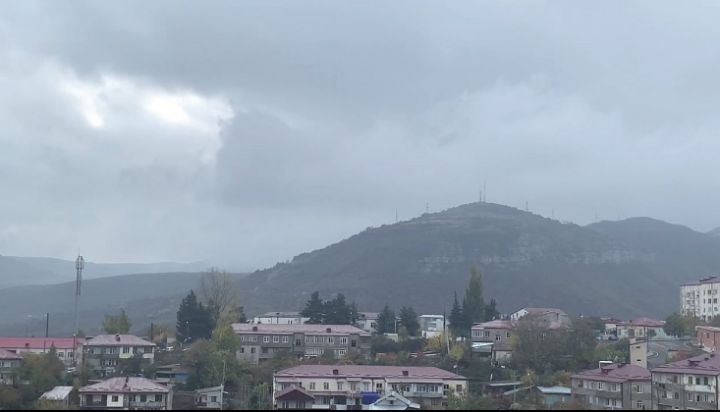 Azərbaycan Ordusunun Xankəndini atəşə  tutması barədə xəbərə Bakıdan münasibət