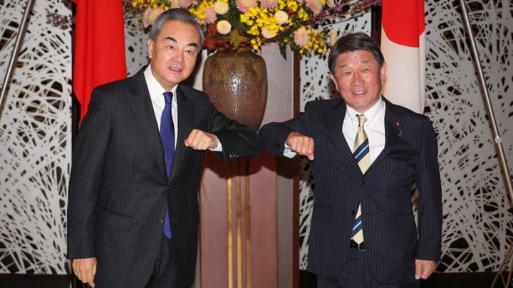 Çin və Yaponiya işgüzar səfər qadağasını yumşaltmağa razılaşırlar