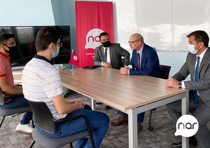 “Azerfon”un Baş icraçı direktoru ən zəkalı abituriyentlərə hədiyyələr təqdim edib