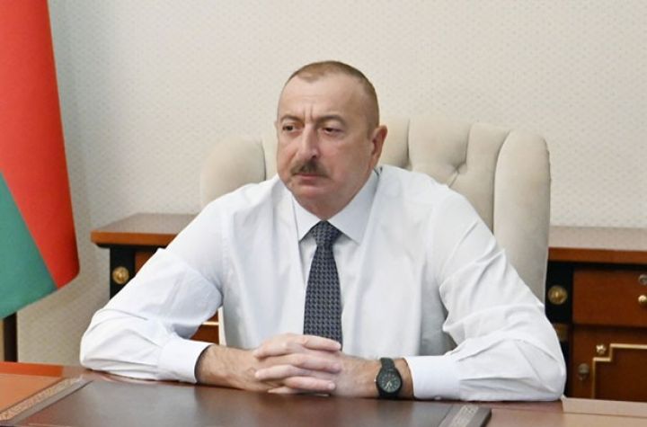 Prezidentdən nazirə “taksi tapşırığı” - CİDDİ DƏYİŞİKLİKLƏR GƏLİR