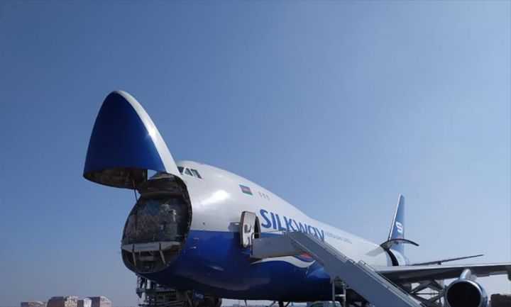 COVAX Azərbaycana vaksinlərin ilk partiyasını göndərdi