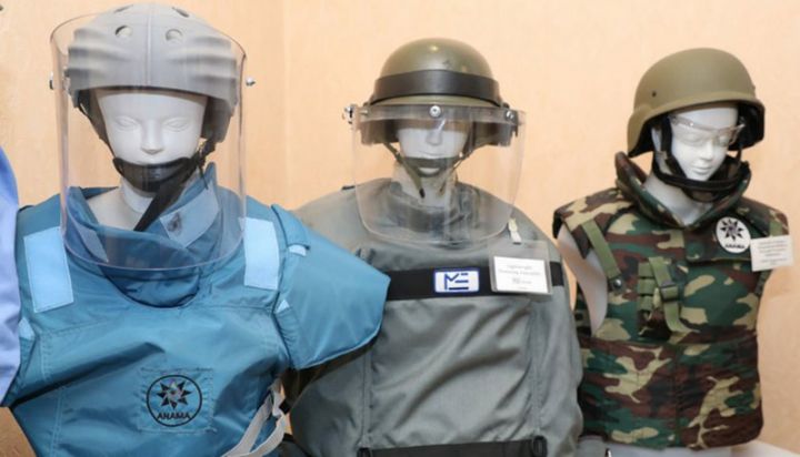 Fərdi zirehli geyimlərin və minaaxtaran itlərin idxalı 5 il müddətinə vergidən azad edilir