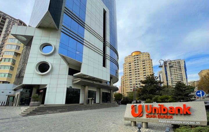 "3000 müştərinin hesabına əlavə məbləğ yüklənmiş, 25 000 müştəridən isə vəsait silinmişdir" - AÇIQLAMA