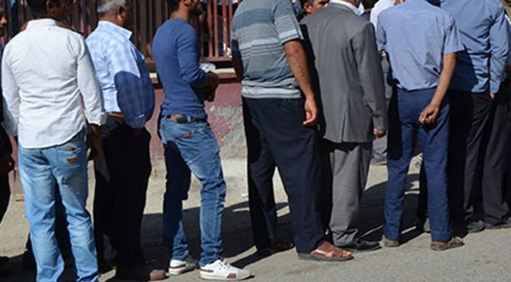 Ötən il Azərbaycanda 20 mindən çox iş yeri bağlanıb