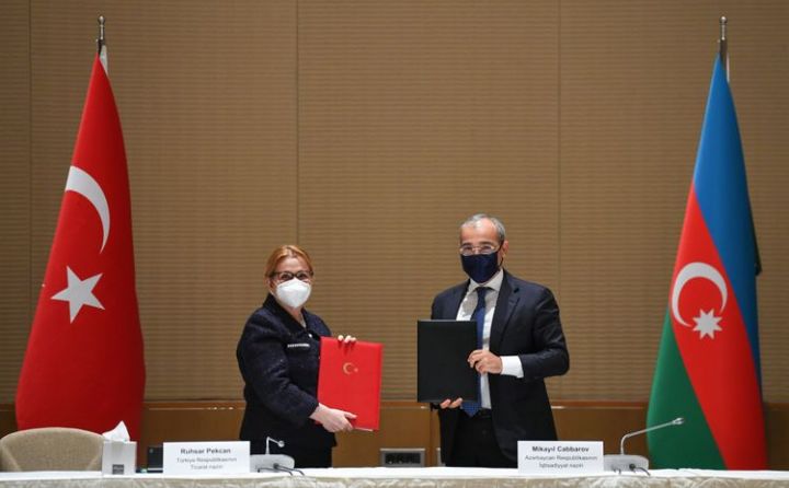 Azərbaycan və Türkiyə arasında rəqəmsal ticarətə dair sənəd imzalanıb