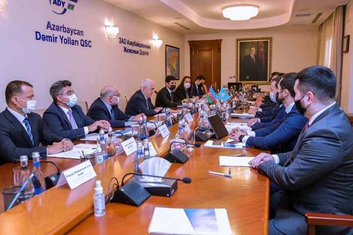 Azərbaycan və Qazaxıstan dəmir yolları arasında əməkdaşlığın strateji istiqamətləri müzakirə edilib
