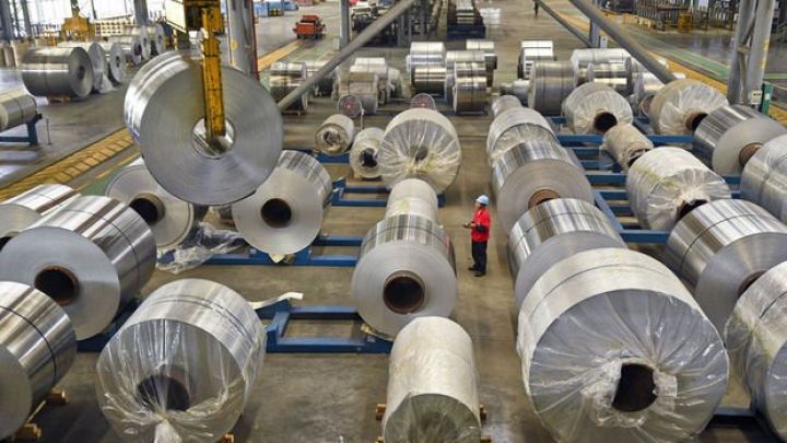 Alüminium Qvineyadakı hərbi çevriliş ilə daha da bahalaşdı