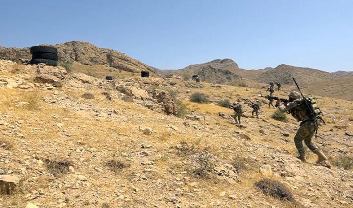 Ordumuzun Daşkəsən və Gədəbəydəki mövqeləri atəşə tutulub