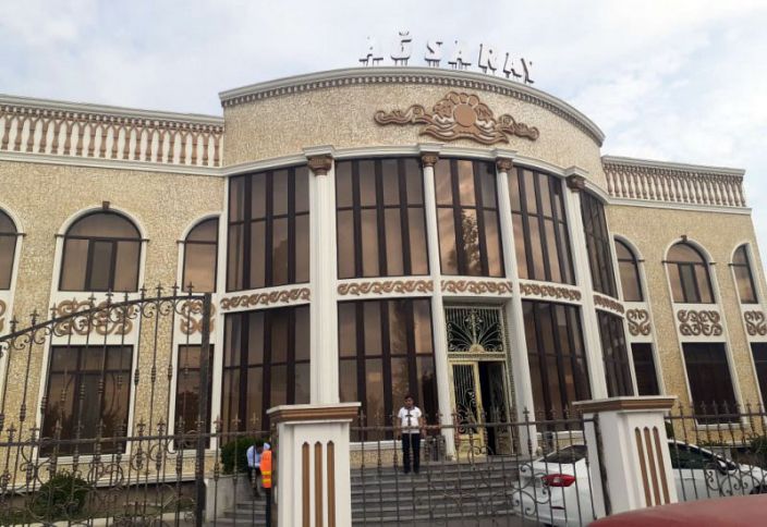 “Ağ Saray”da  tələblərin kobud şəkildə pozulduğu aşkar olunub