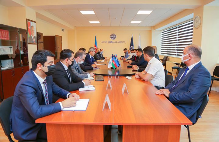 “Məşğulluq marafonu”na qoşulan şirkətlərlə görüş keçirilib