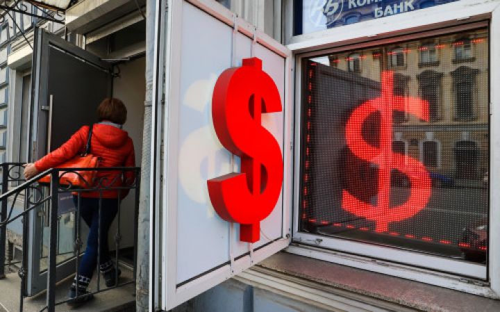 Rubl, Putin və Makron arasında razılaşma olduğu barədə xəbərlər ilə bahalaşır