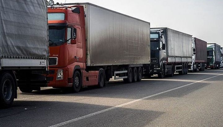 Yük avtomobillərinin qanunsuz parklanmasına görə cərimə 10 manat  artırıldı